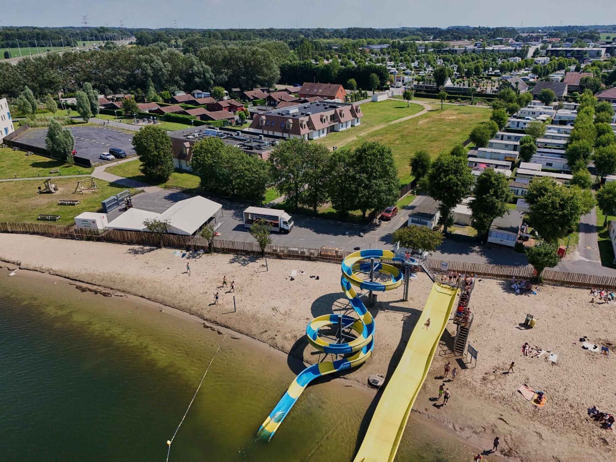Holiday Suites Jabbeke - Klein Strand Exterior photo