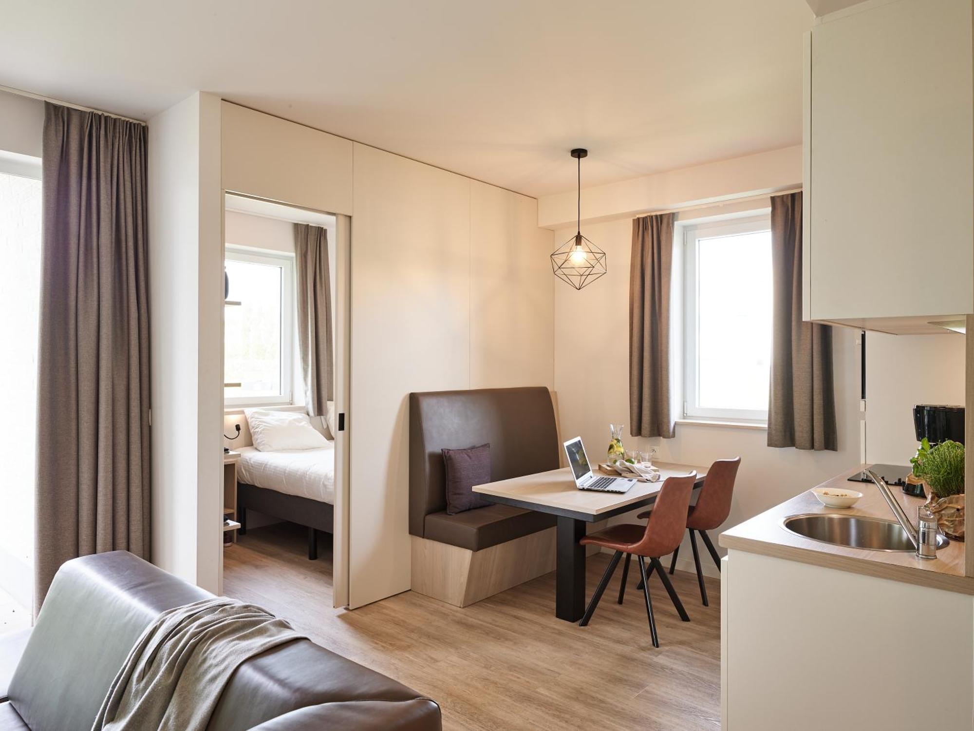 Holiday Suites Jabbeke - Klein Strand Exterior photo